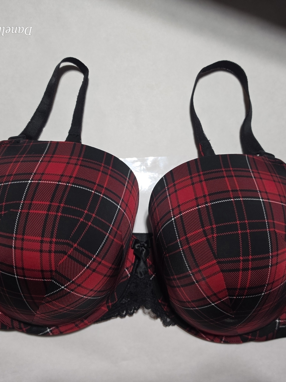 Torrid 46D Red Plaid Bra Lightly Padded 360 Smoothing NWOT image 5
